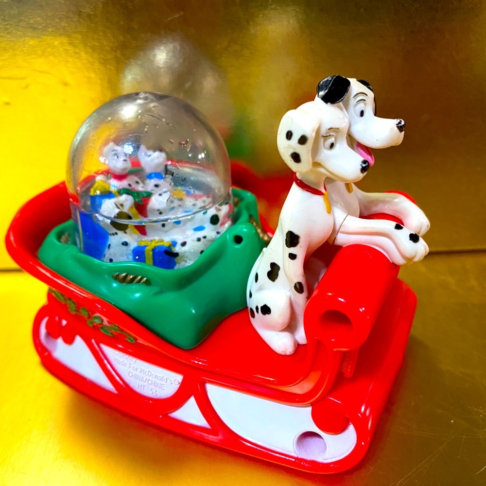 DISNEY VINTAGE 1996 101 DALMATIANS SLEIGH CHRISTMAS SNOW GLOBE MCDONALDS - Picture 8 of 13